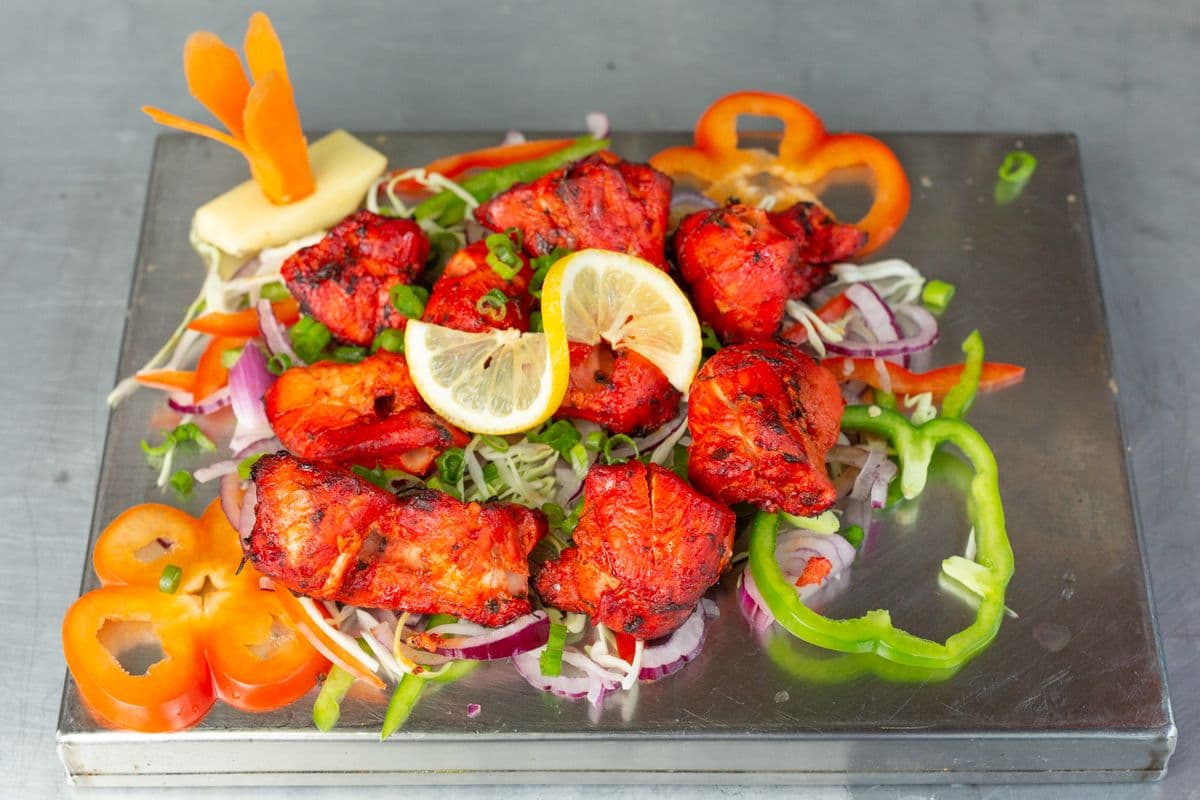 27. Tandoori Chicken Tikka (1 lb)