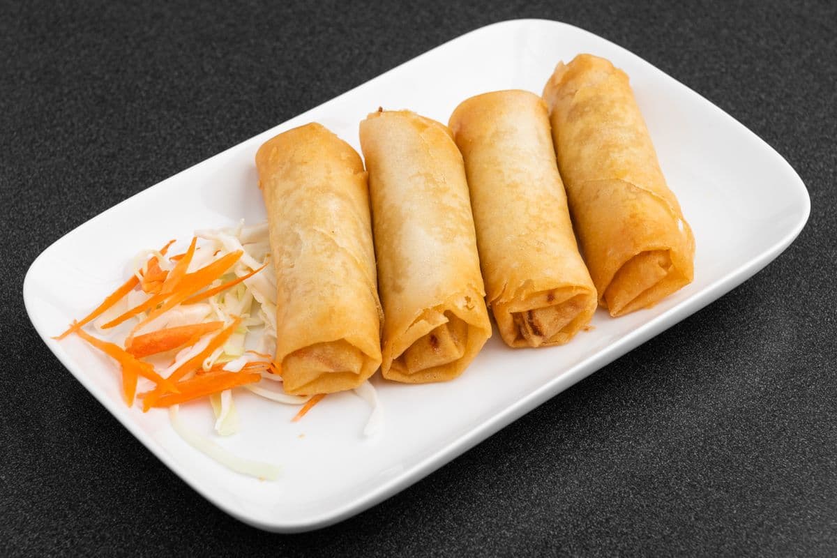 23. Spring Rolls (2 pcs)