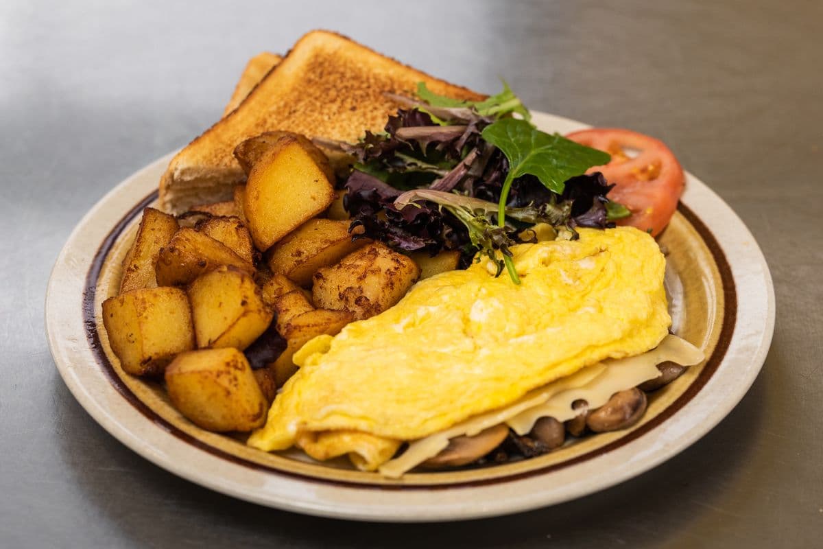 Mushroom Swiss Omelette