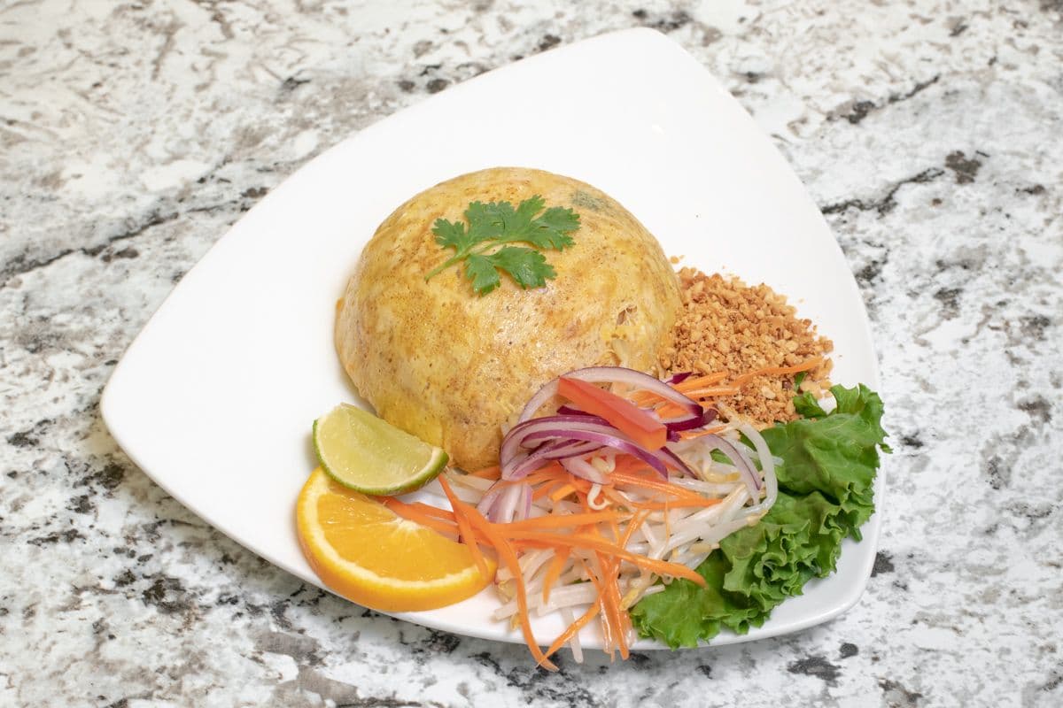 Pad Thai Hor Kai - Authentic Pad Thai