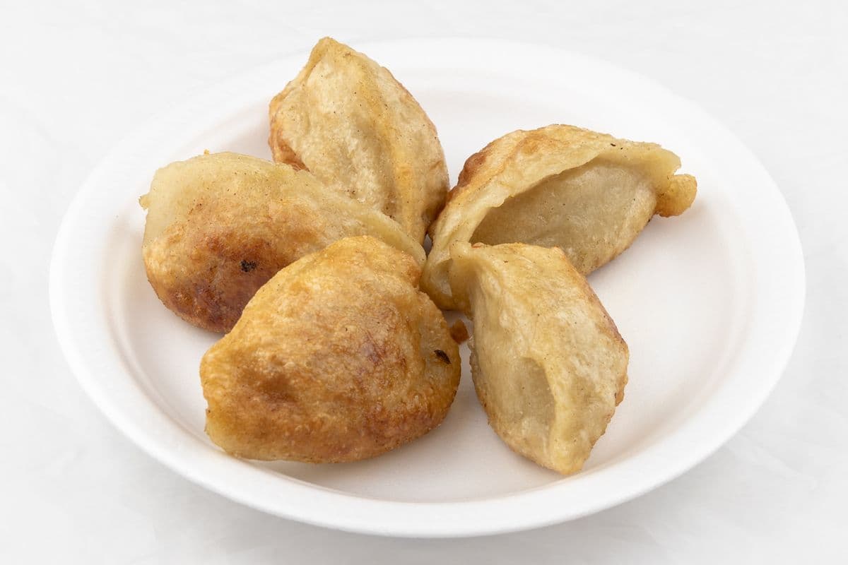 2. Deep-Fried Pork Dumplings (8 pcs)