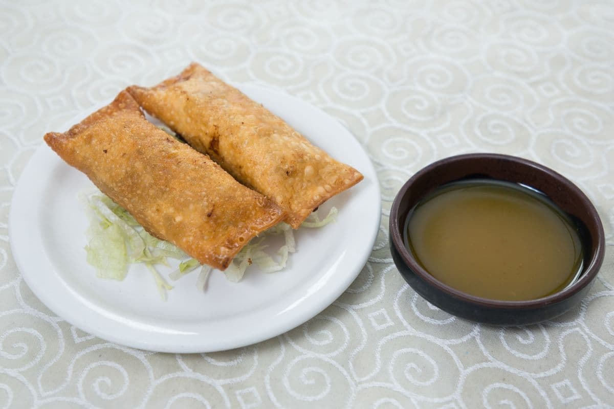A4. Crispy Egg Roll (1 pc)