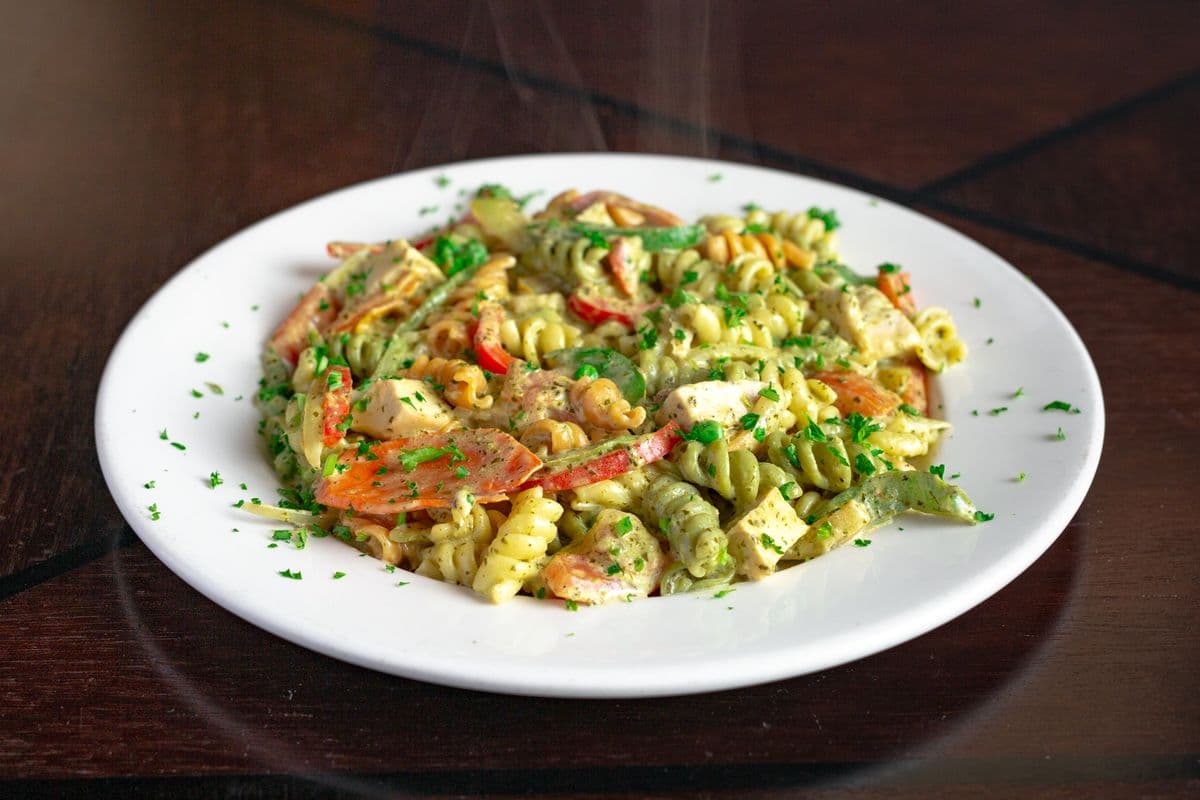 Penne Giardiniera con Pollo