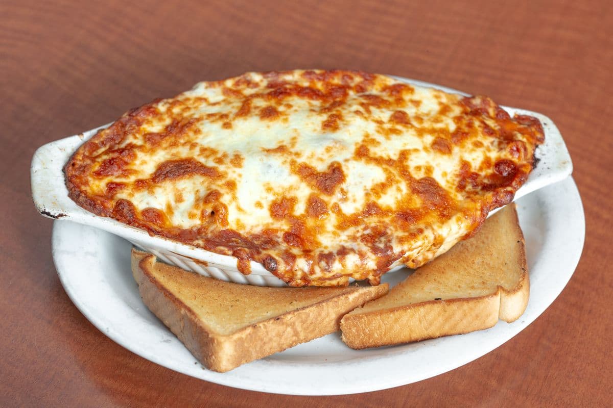 Baked Lasagna with Meat Sauce