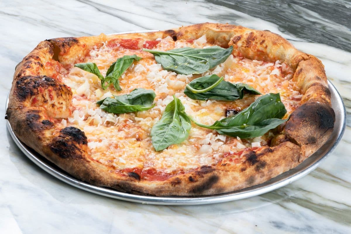PIZZA MARGHERITA 16" (16 pouces // 16 inch)