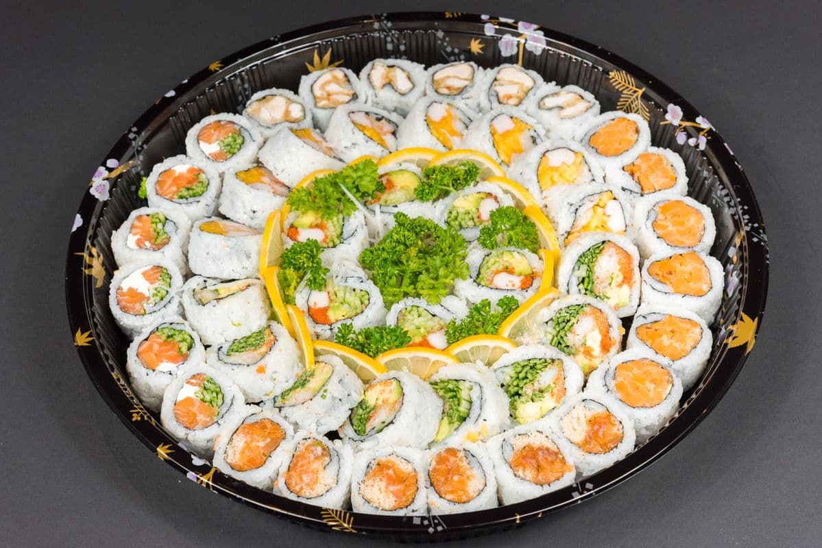 805. Vegetarian Party Tray A (44 pcs)