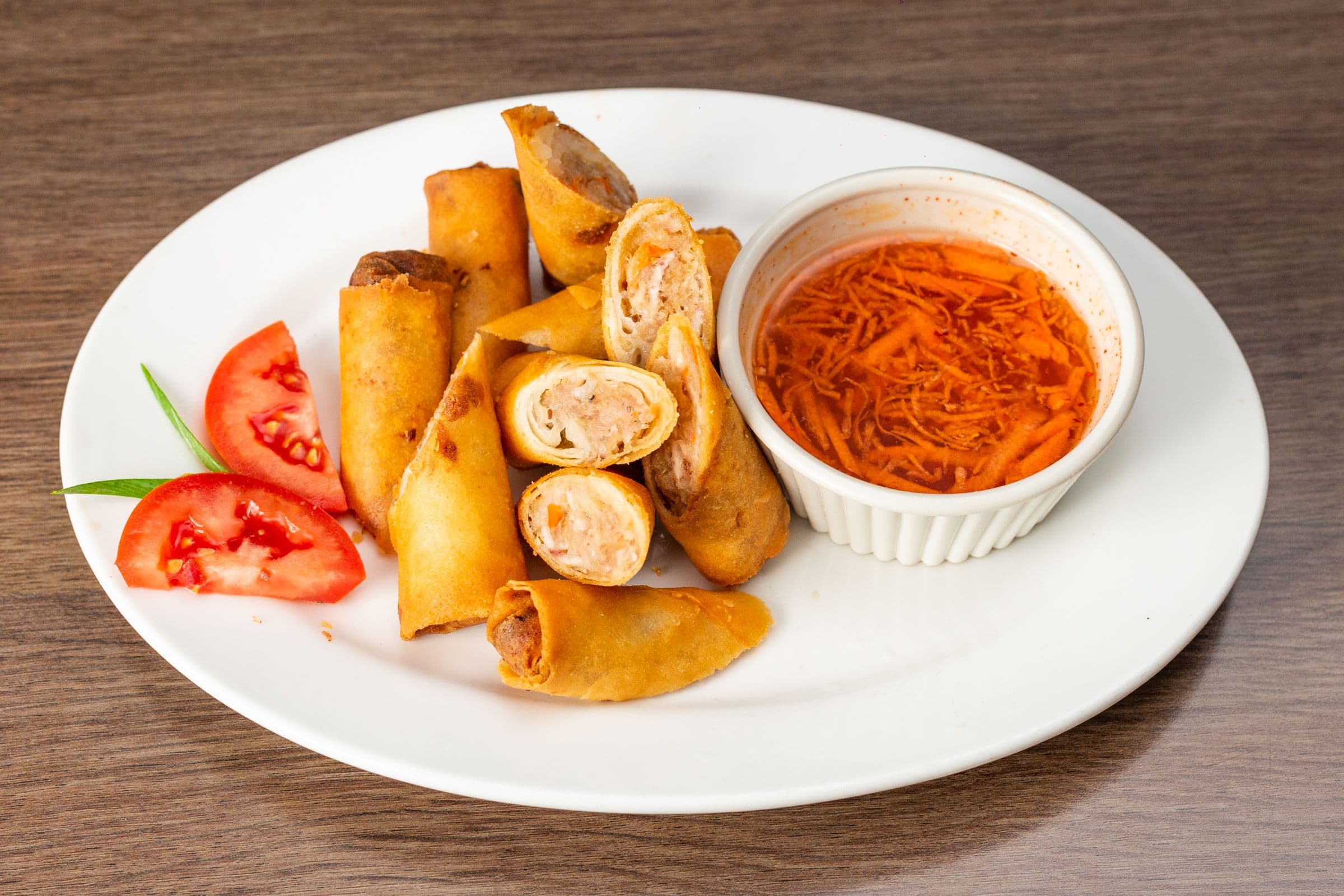 4. Vietnamese Spring Rolls (6 pcs)