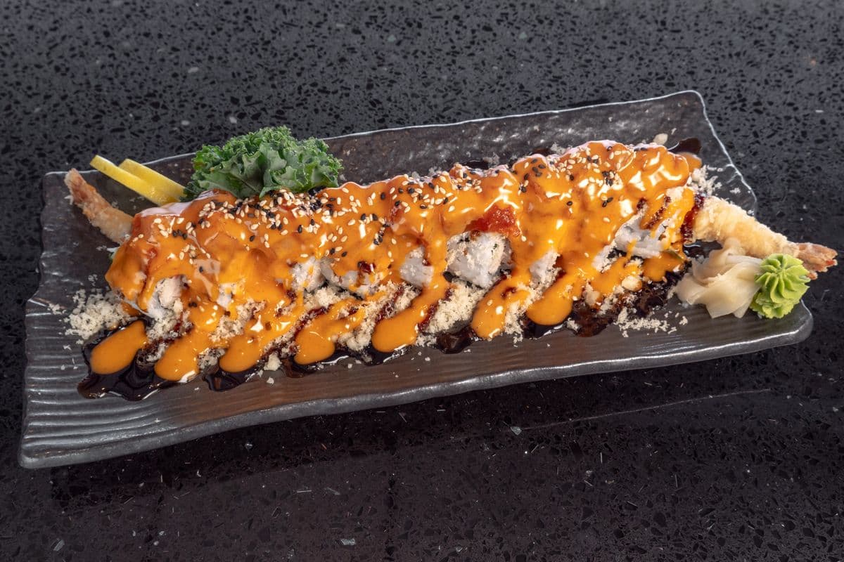 Red Dragon Roll (8 pcs)