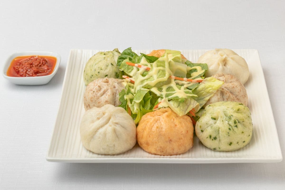 3. Momo Platter (8 pcs)