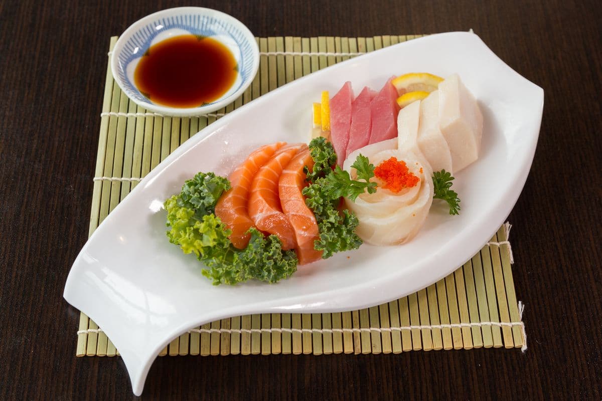 168. Sashimi Set A (12 pcs)