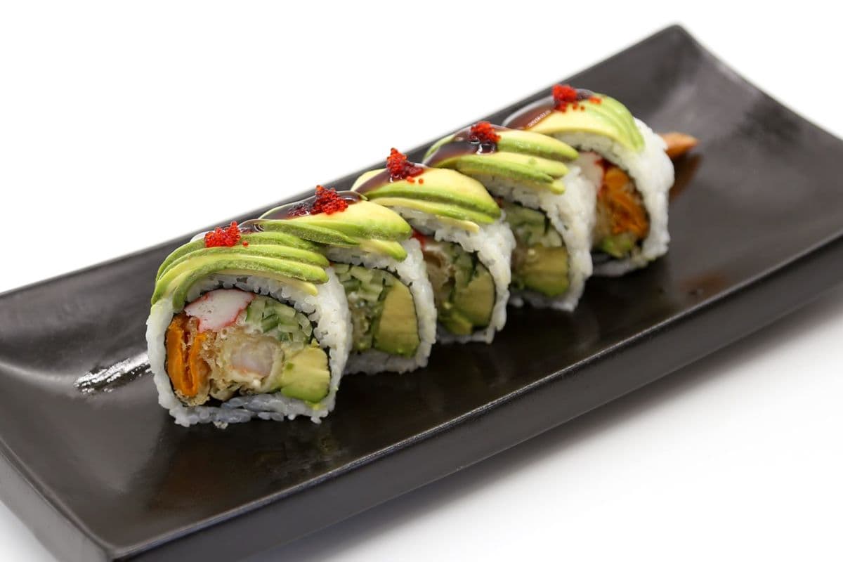 Green Dragon Roll (10 pcs)