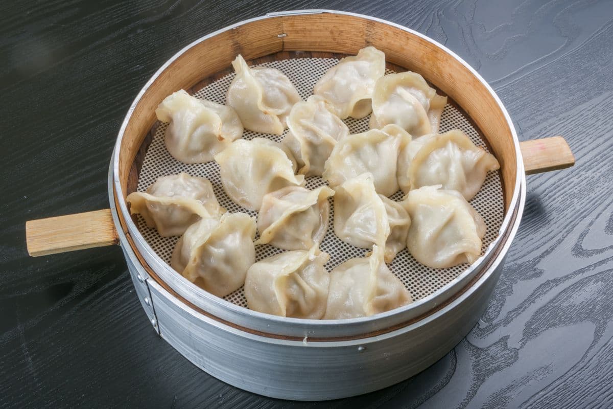 27. Dumplings au poulet et aux champignons / Chicken and Mushroom Dumplings(12pcs)