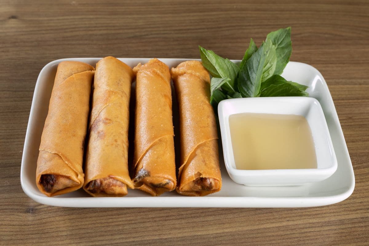 Vietnamese Spring Rolls (4 pcs)