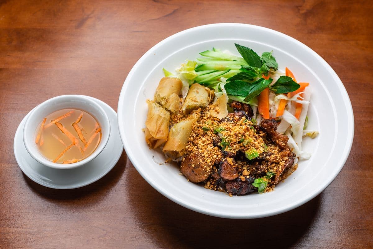 VE101. Deluxe Vietnamese Vermicelli