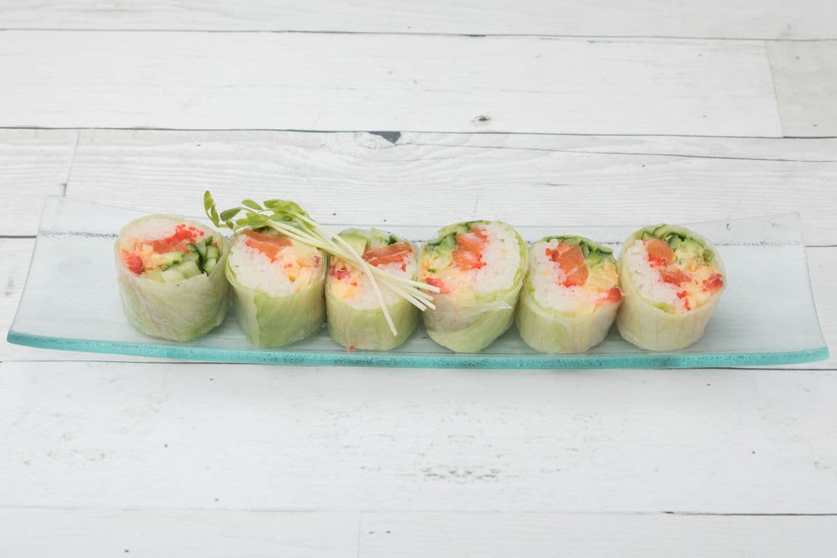 J3. Rouleau de printemps au saumon tartare