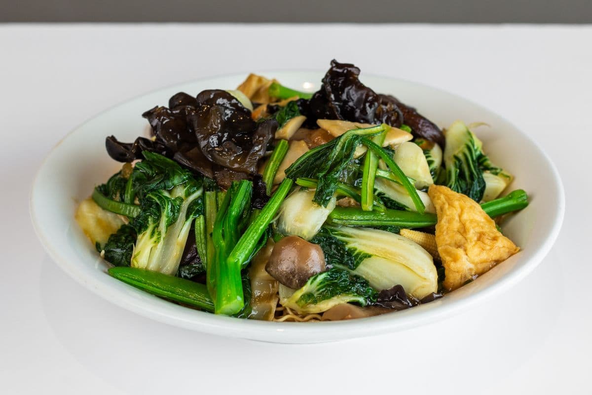 N61. Lo Han Chai Chow Mein