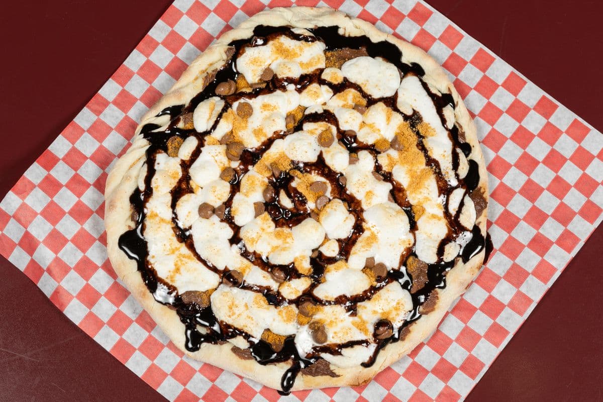 Smores Pizza