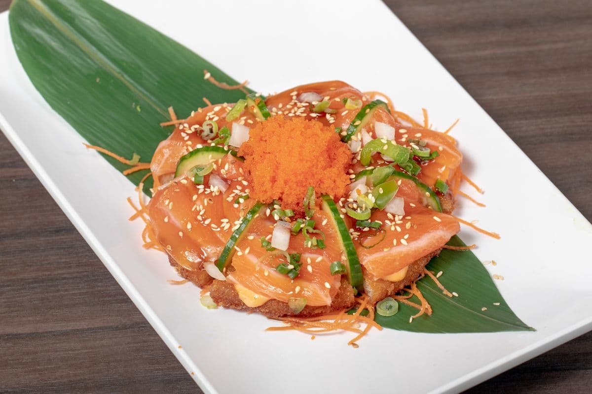 3. Sushi Pizza (6 pcs)