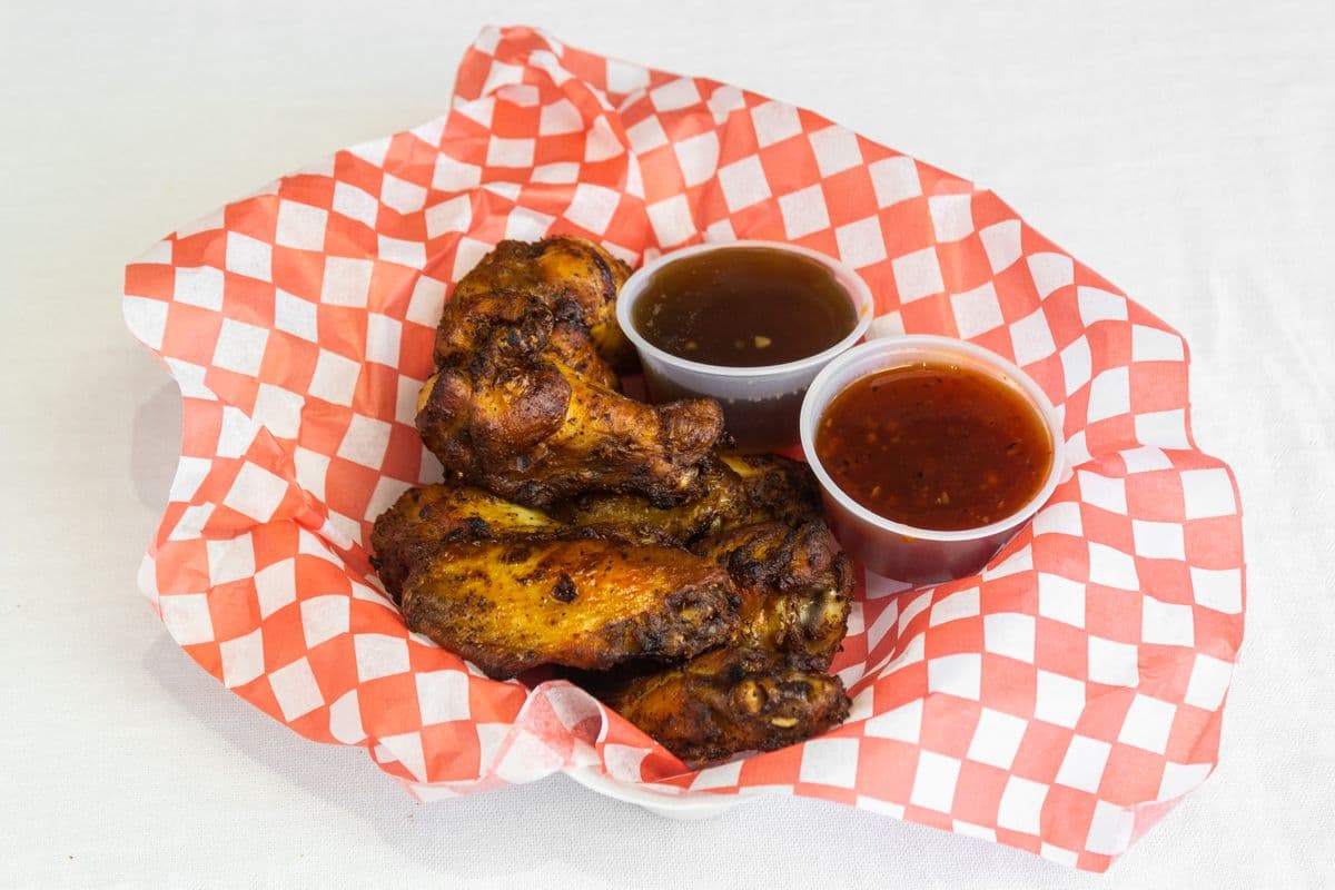 1lb Chicken Wings - 8 pc