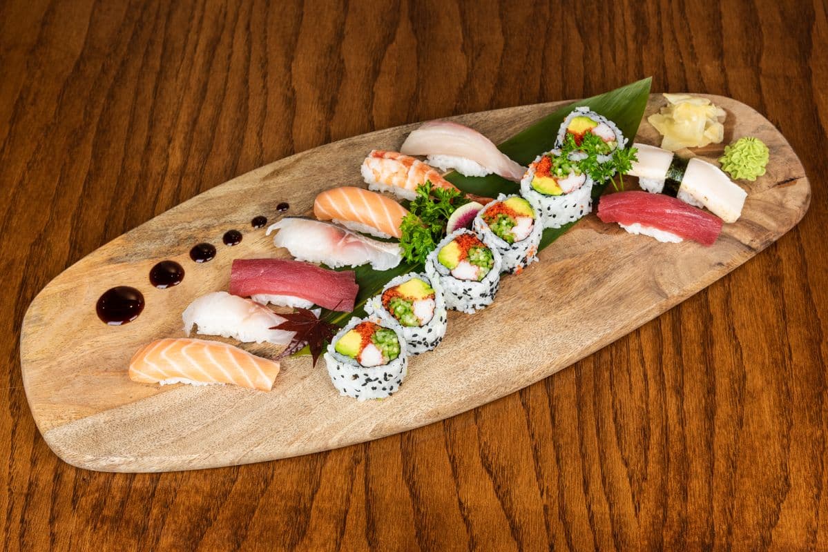Sushi Dinner A (15 pcs)