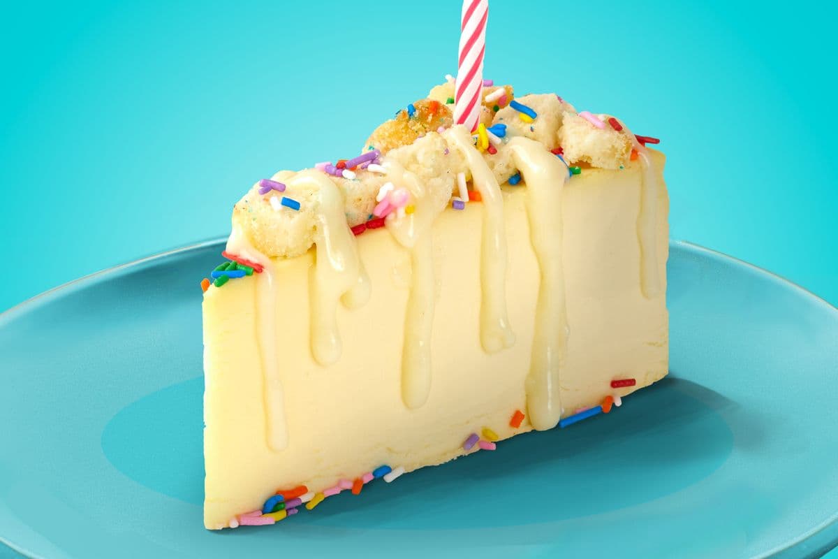 Birthday Cake Cheesecake (1 pc)