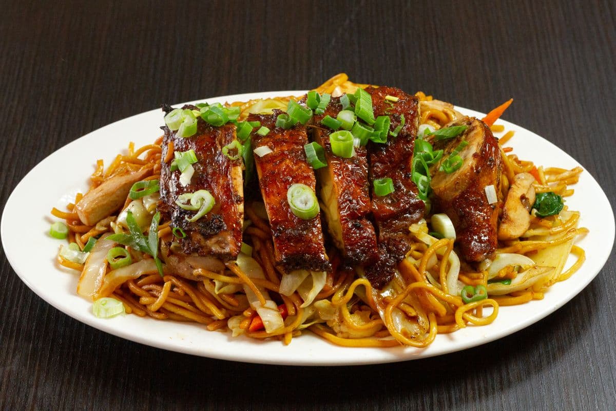 C8. Jerk Chicken Chow Mein