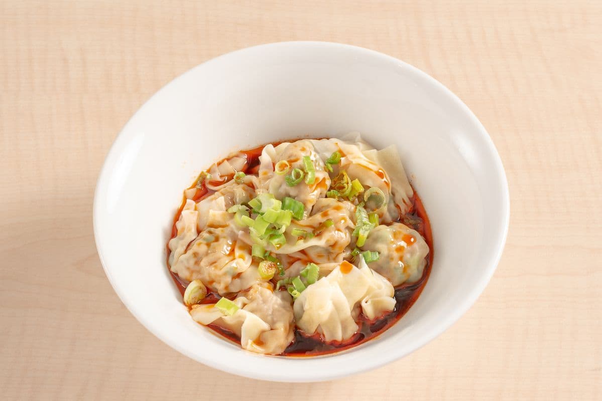 11. Shanghai Wonton with Spicy Sauce 紅油抄手