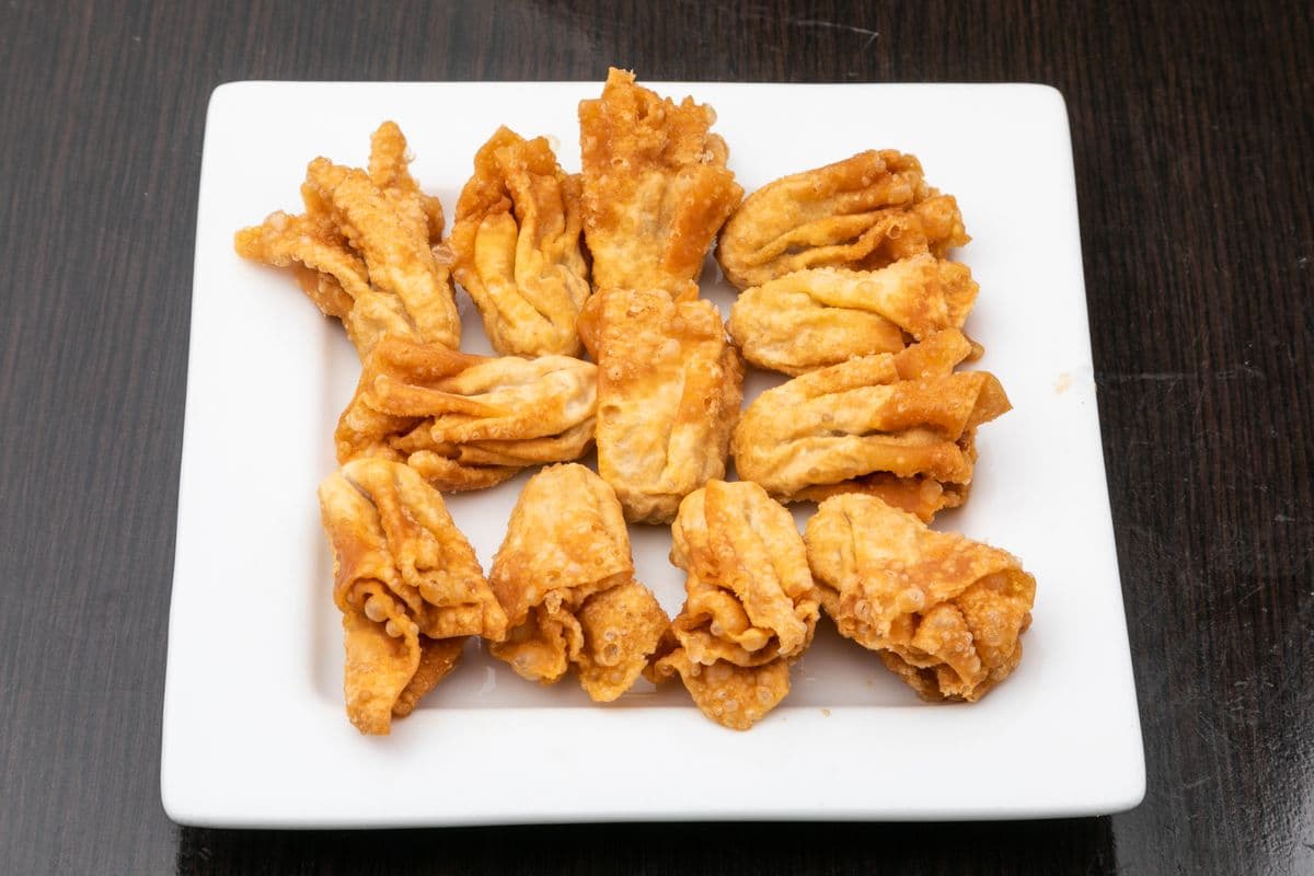 15. Wonton frit / Fried Wonton