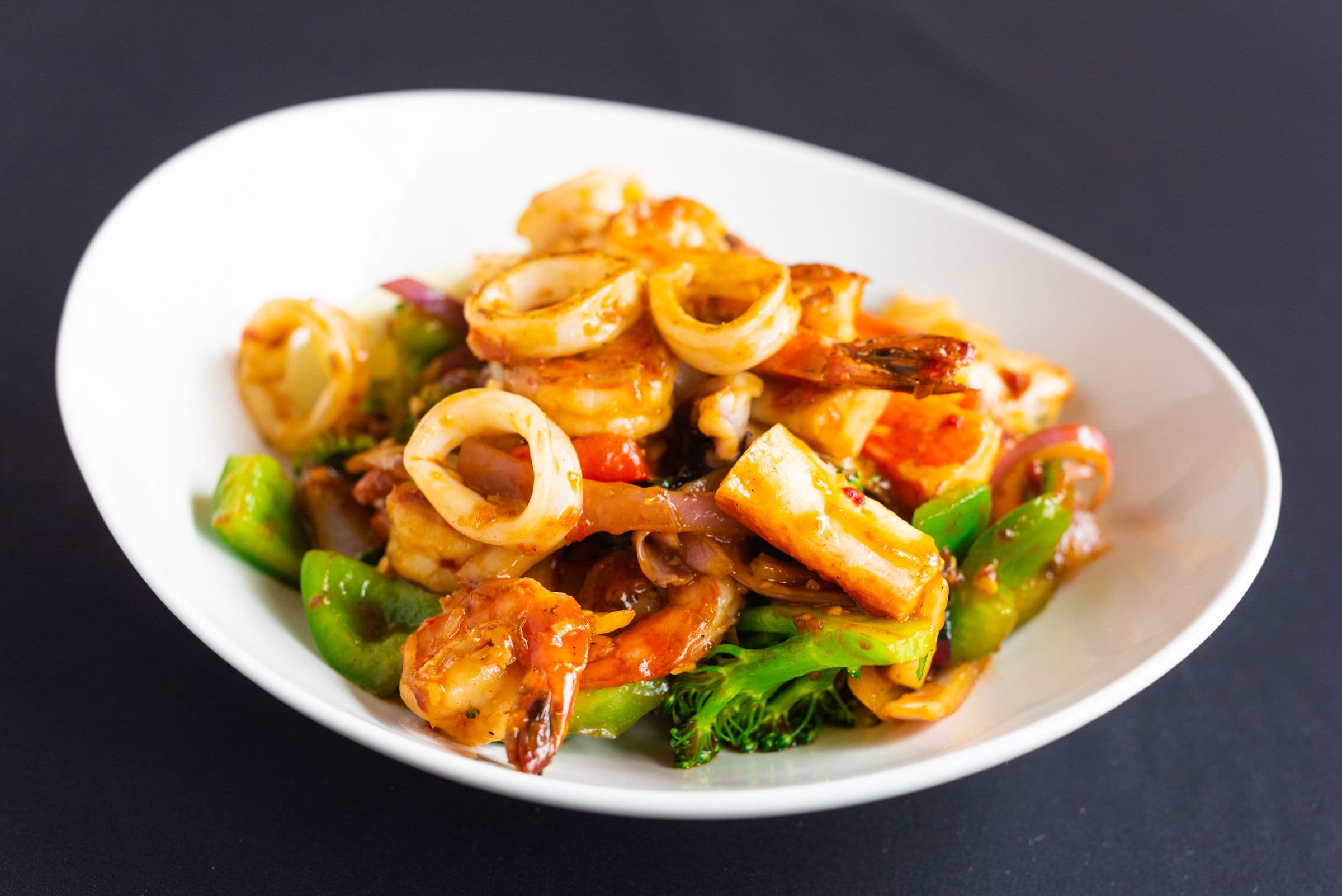 Basil Seafood - Phad Karaphow Ta-Lay