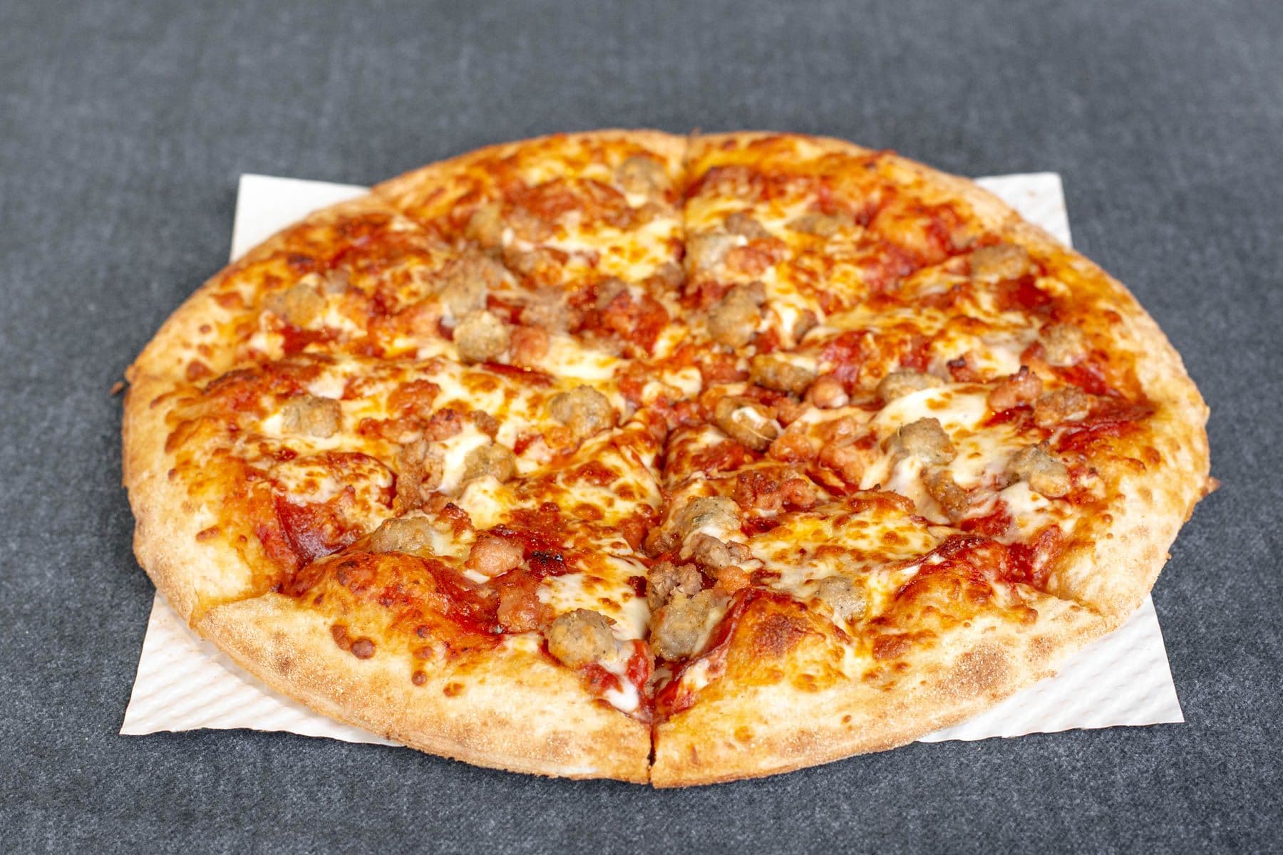 Large Hardy Meat Lover Pizza
