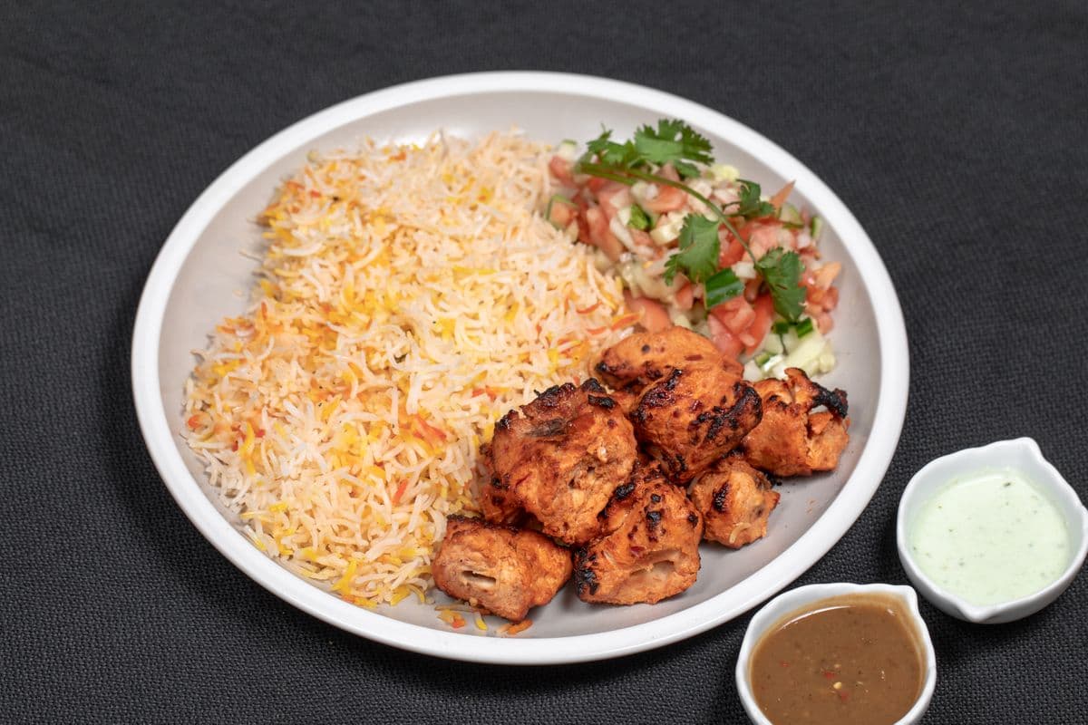 Chicken Tikka Boti Combo (Boneless Chicken Pieces, Rice + Salad)