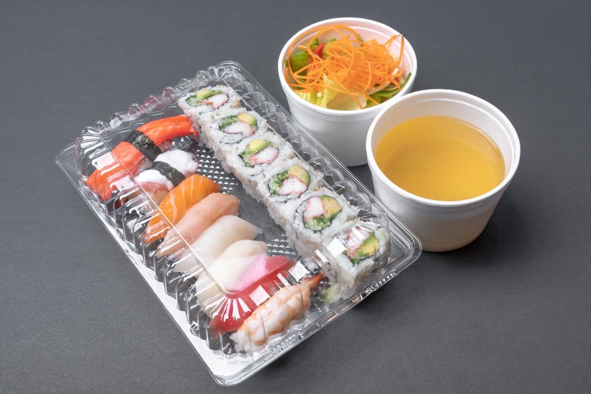 131. Ottawa Sushi (14 pcs)