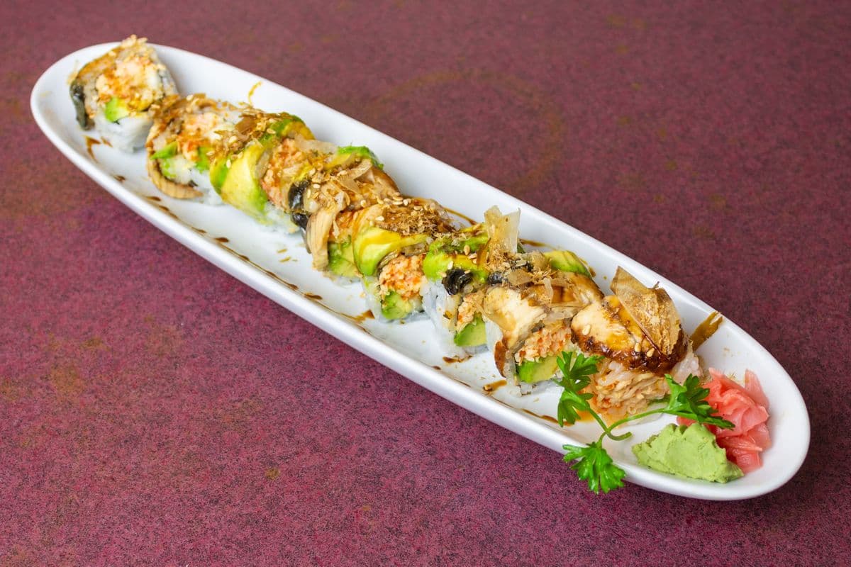 48. Dancing Eel Roll (8 pcs)