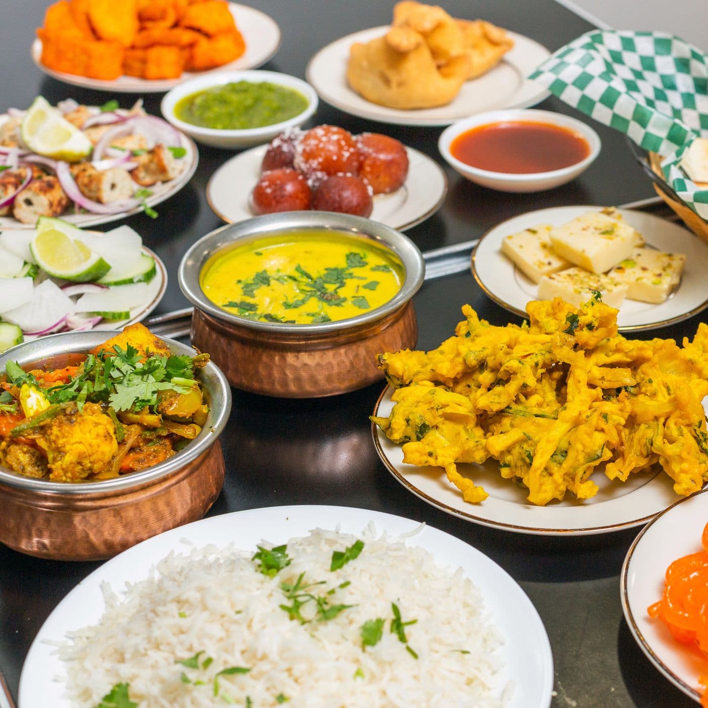New Bhaia Sweet Shop & Restaurant