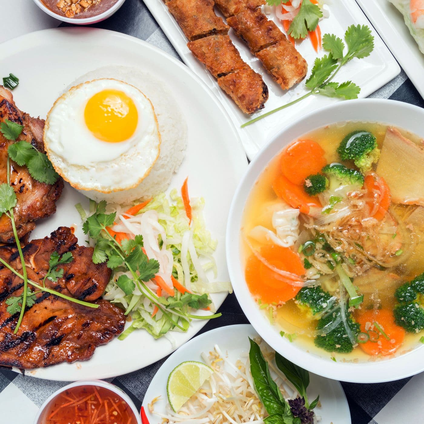 Pho Pasteur Restaurant