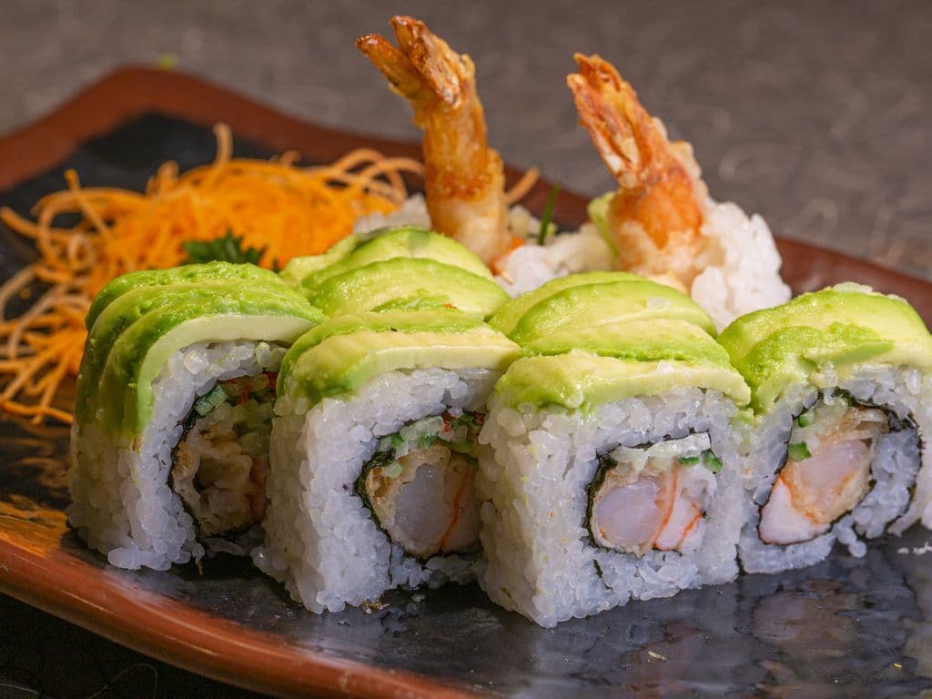 Green Dragon Roll (8pcs)