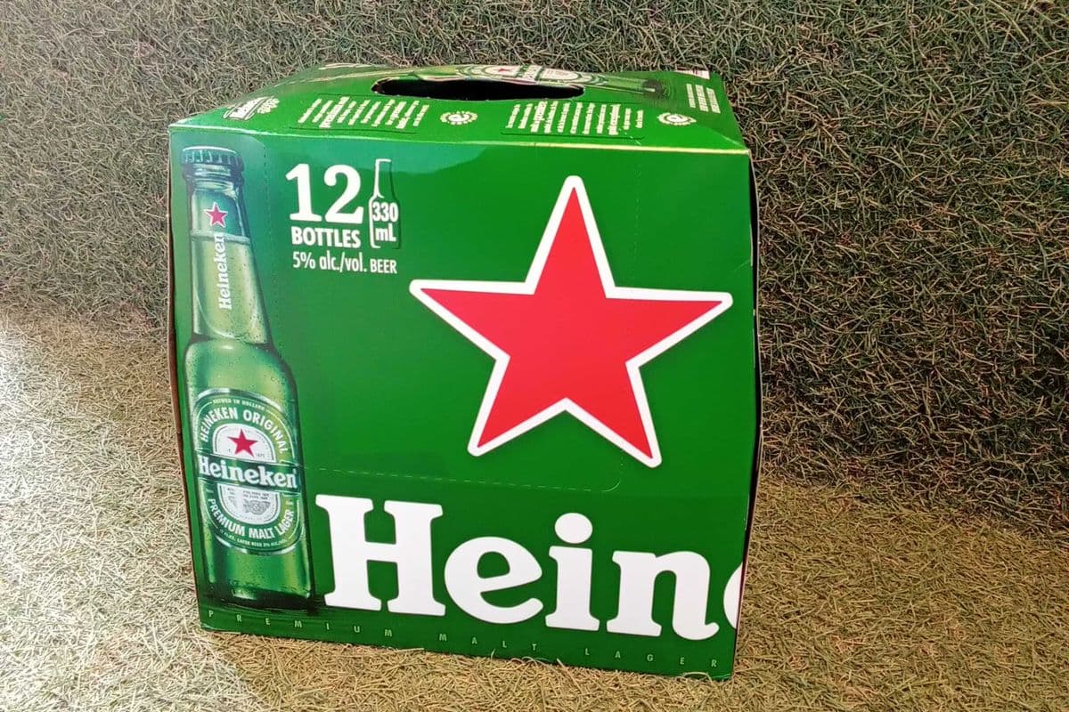 Heineken Lager Bottle (12 x 330 ml bottle)
