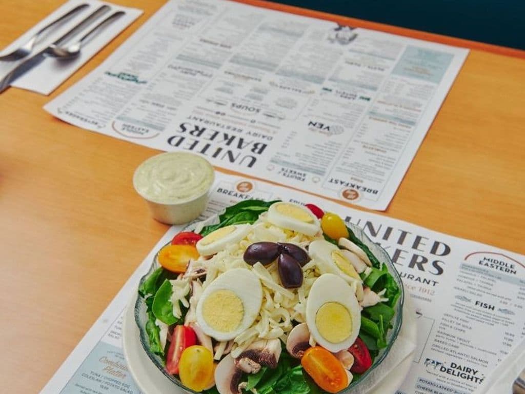 Large Spinach Salad