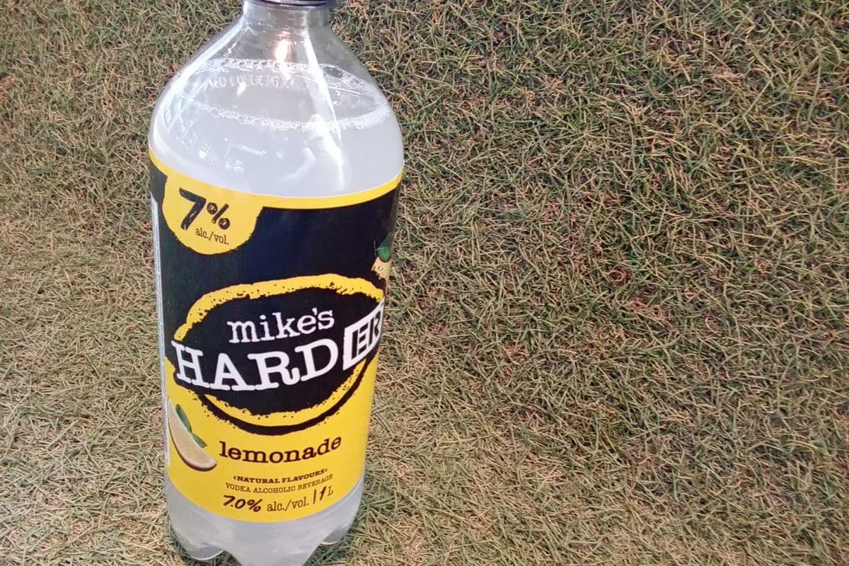 Mikes Harder Lemonade (1 x 1L)