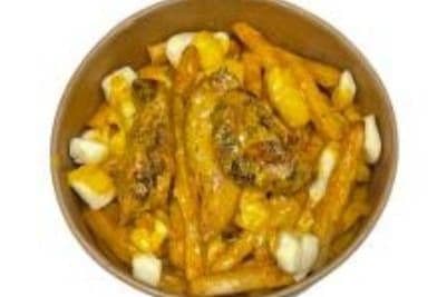 Poutine au poulet au beurre / Butter Chicken Poutine