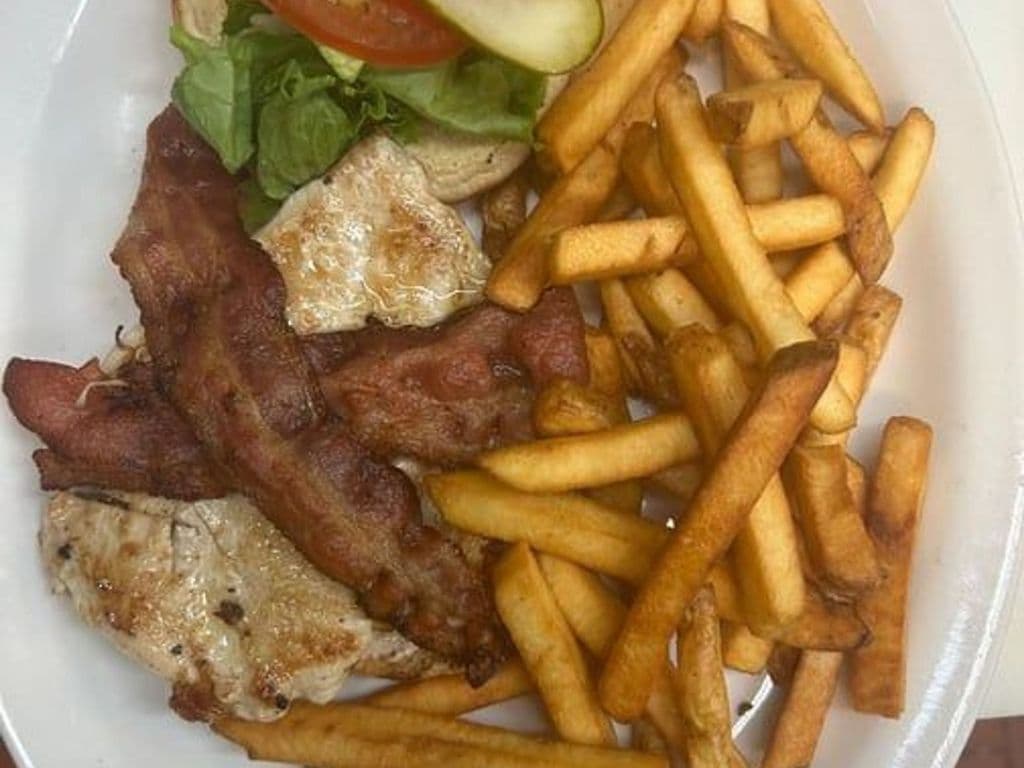 Chicken Bacon Burger