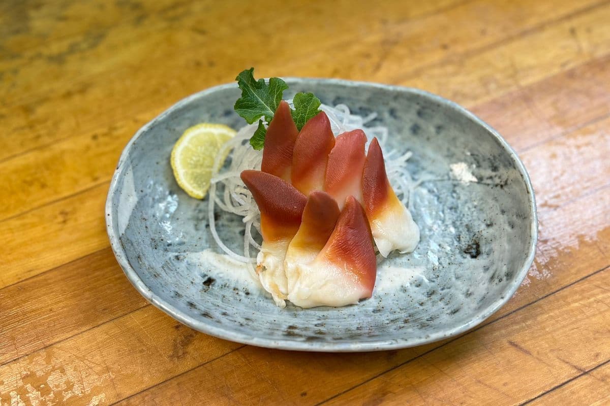 Hokkigai Sashimi (7pcs)