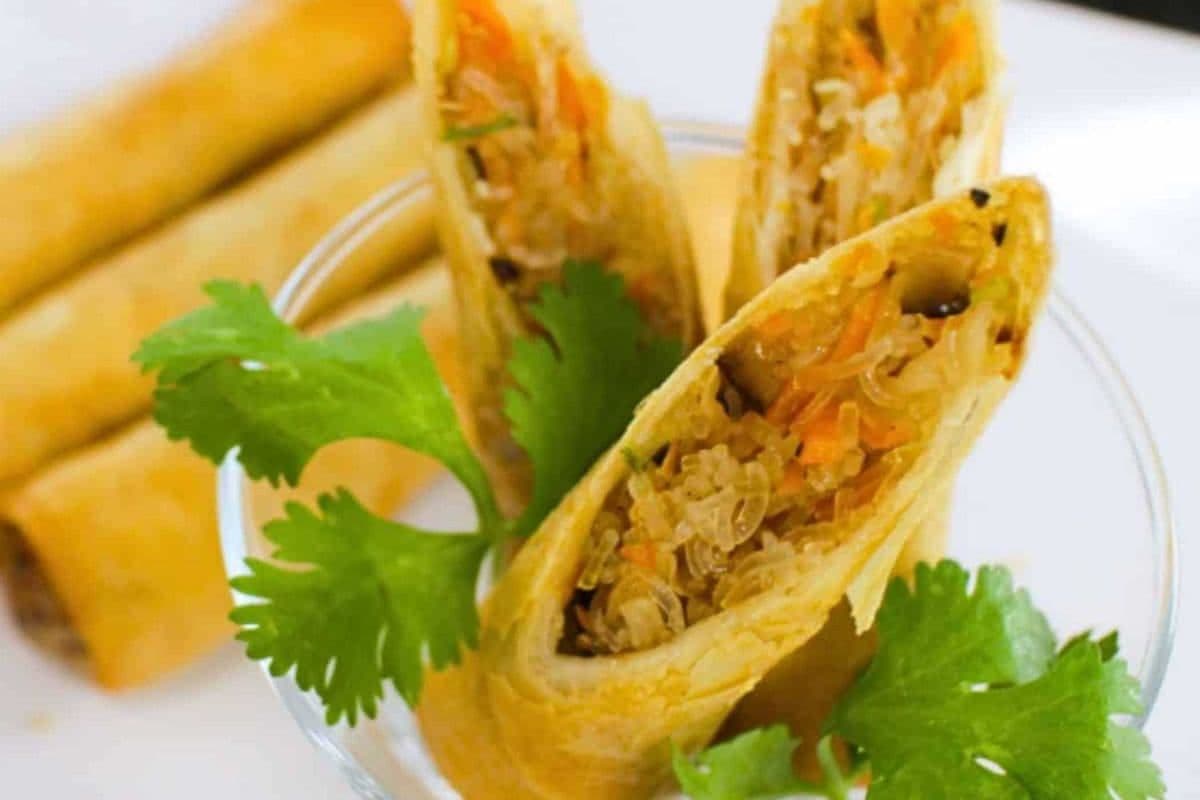 Vegetarian Spring Rolls (3pcs)