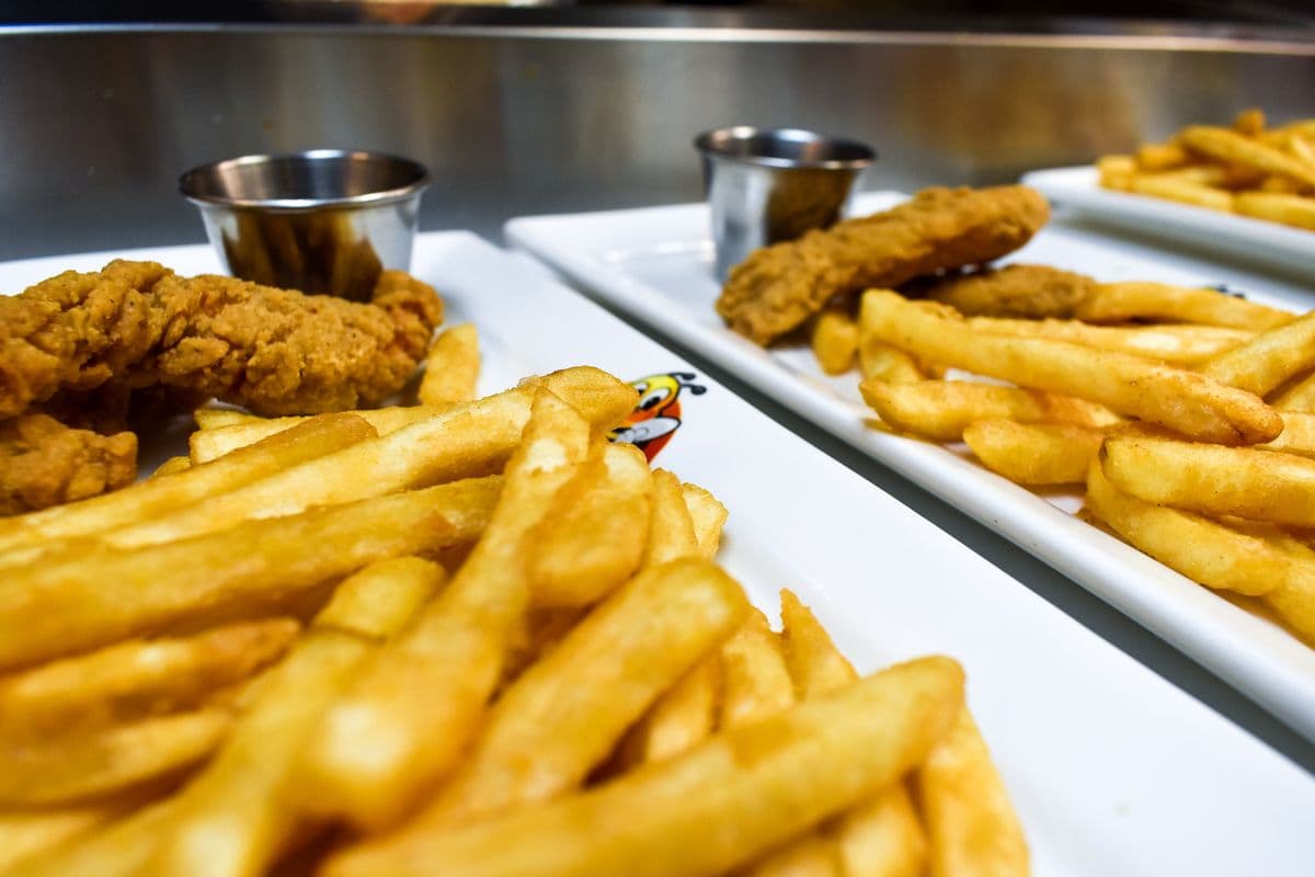 Chicken Fingers (4 pcs)