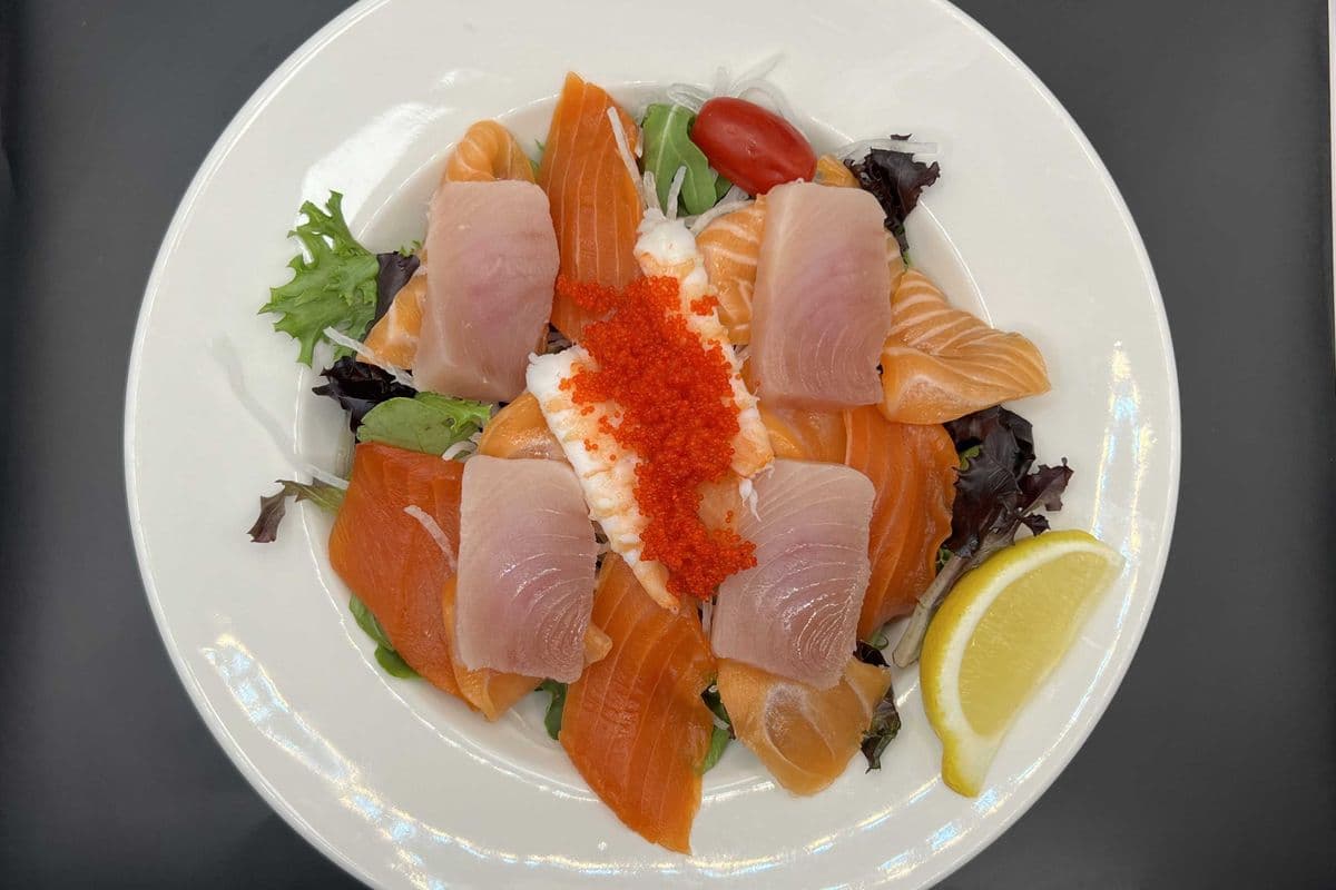 Sashimi Salad
