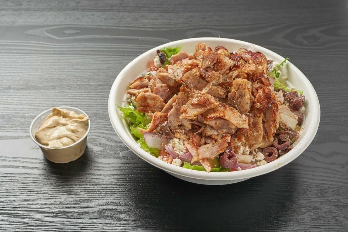 Chicken Yee-Ro Greek Salad
