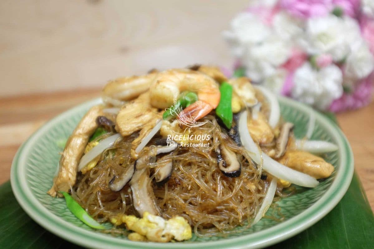 N4. Stir-Fried Glass Noodles (Pad Woon Sen)