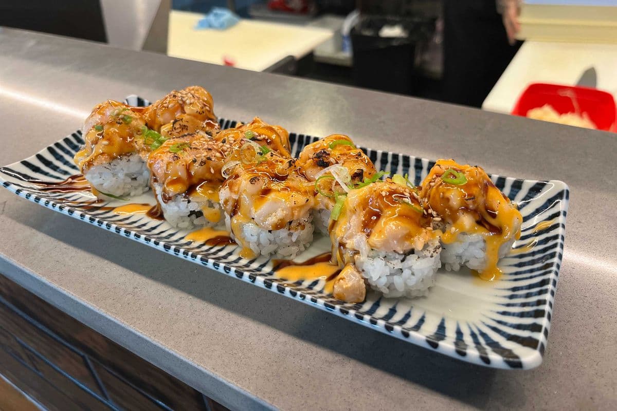 Spicy Chopped Scallop Roll