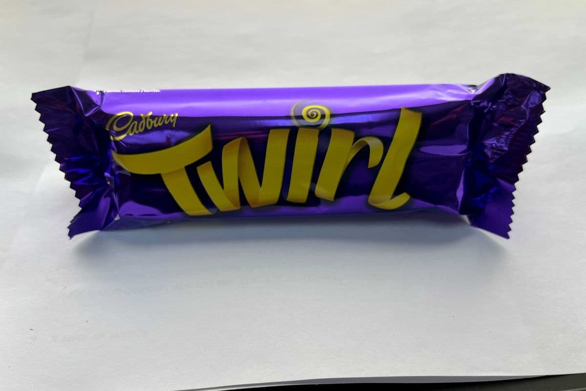 Cadbury Twirl Flingers (43 gm)