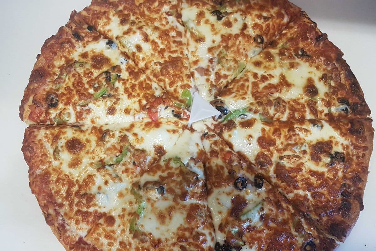 12" Medium Buffalo Chicken and Blue Cheese Pizza